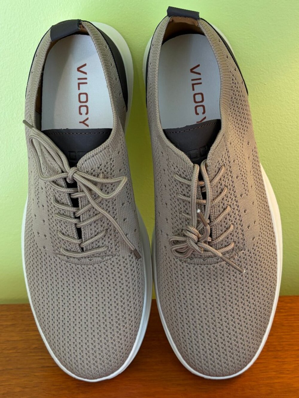 VILOCY Men's Casual Dress Oxfords Shoes Knit Lightweight Sneaker - Picture 4 of 12